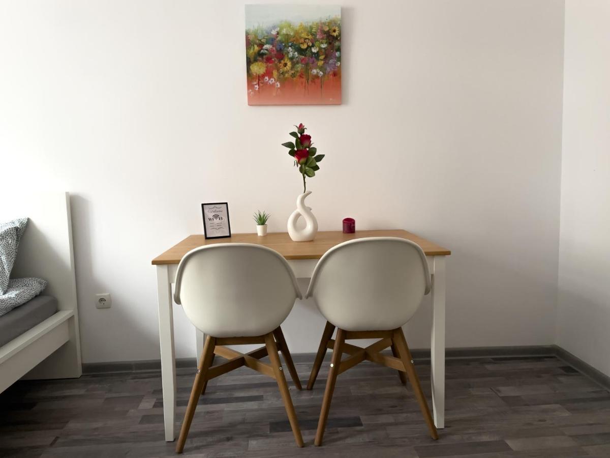 Cosy Studio Near Central Station Lägenhet Wien Exteriör bild